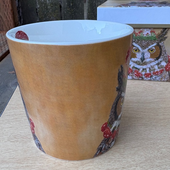 PaperProducts Design Vicki Sawyer Pageant Queen Owl and Mushroom Mug w/ Box - Picture 3 of 13